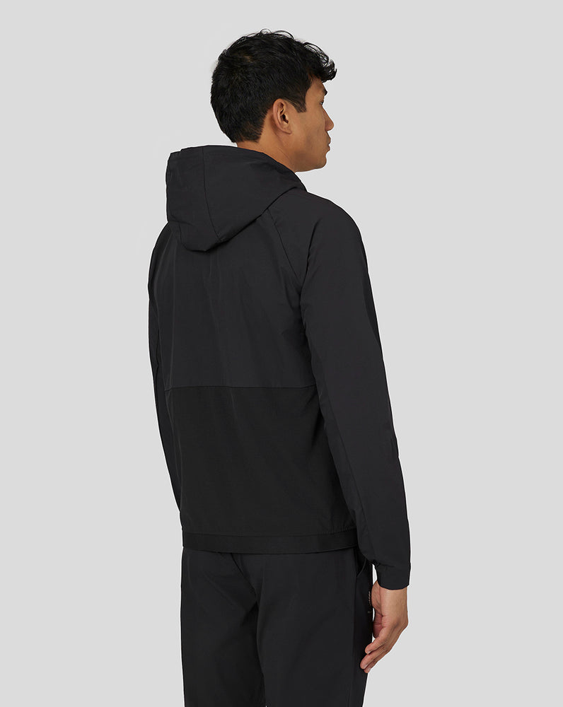 Castore Active Lightweight Woven Jacket Mustat | NTJCV1923