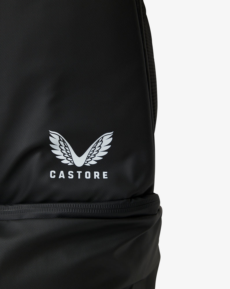 Castore Travel Backpack Mustat | VNGJZ2143